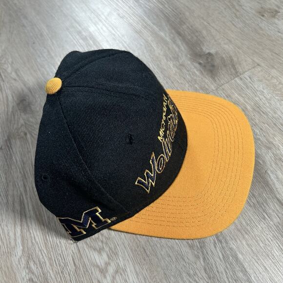 Vintage Sports Specialties Michigan Wolverines‎ Script Snapback Hat Black Wool - Picture 10 of 11